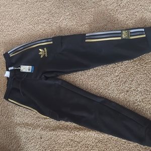 Adidas Chile 20 cargo sweatpants